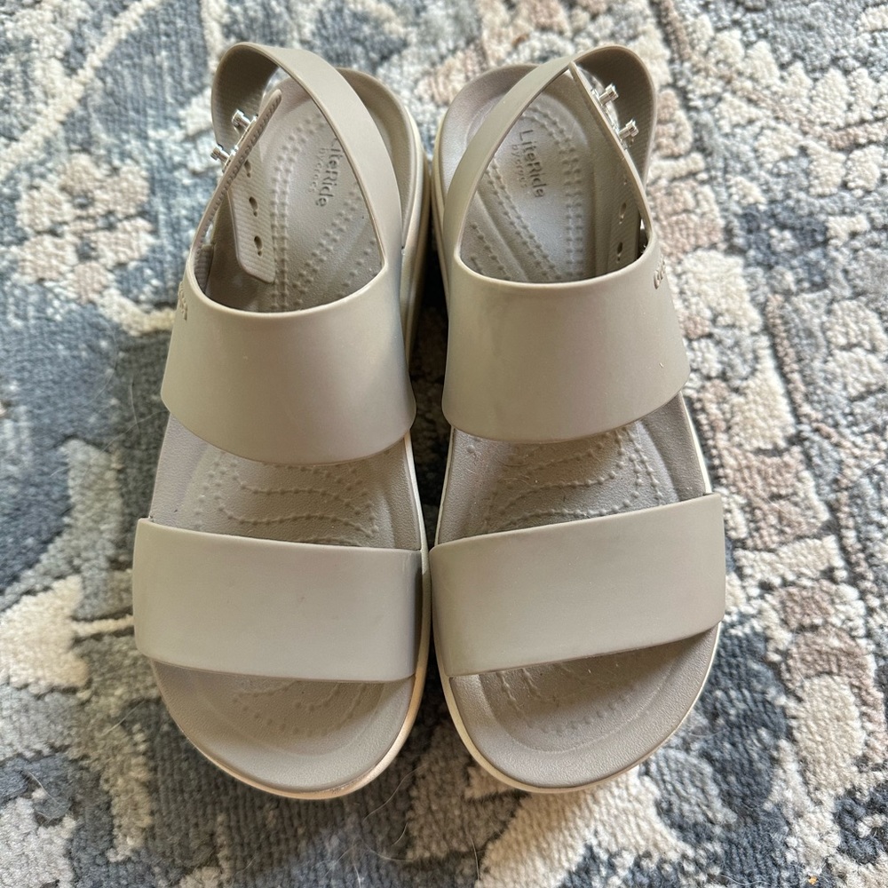 Crocs wedges